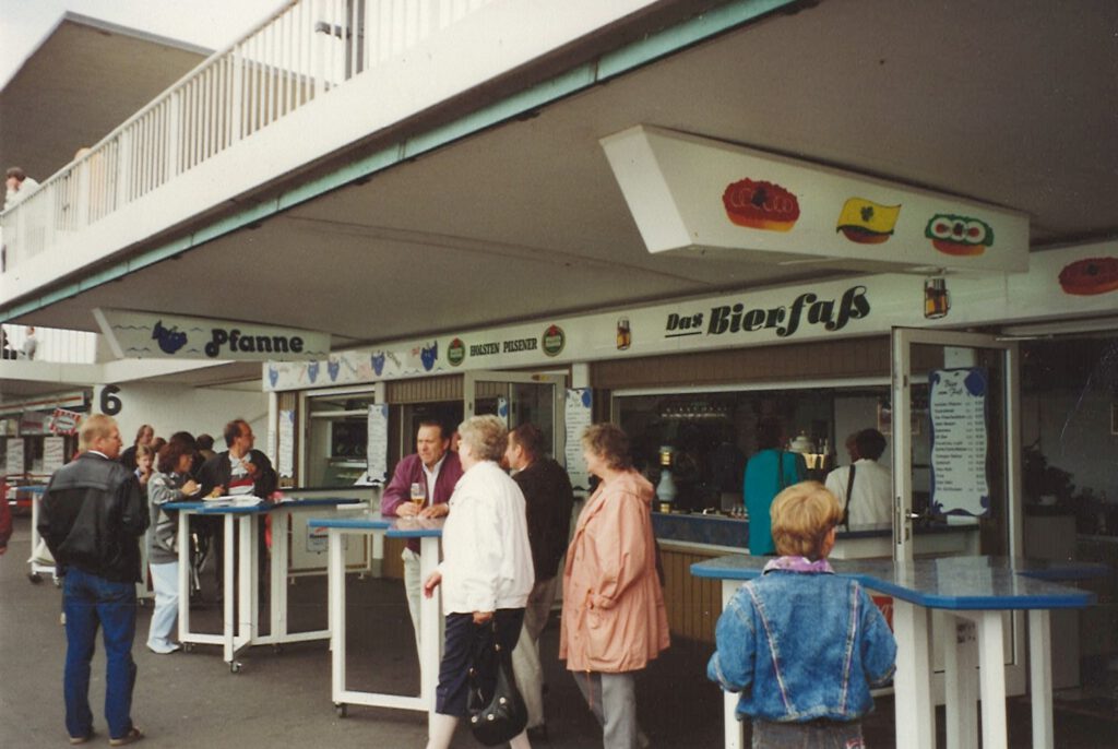 Restaurant Fischpfanne 90er Jahre Landungsbruecken Hamburg